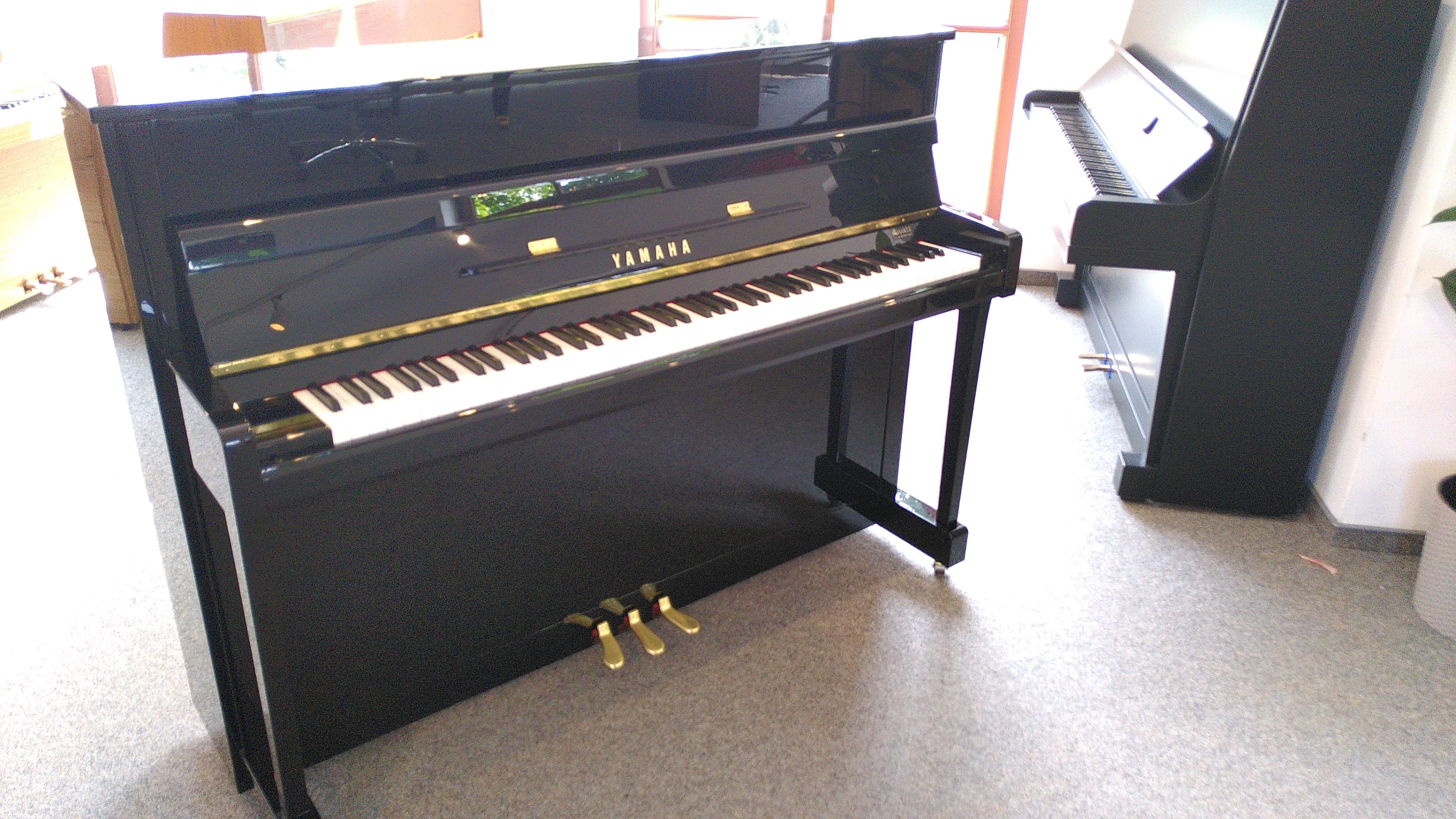 YamahaB2
